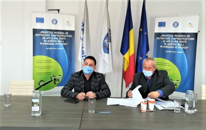 Branșamente, racorduri și apometre inteligente în 10 localități din județul Dolj, în baza contractului de lucrări semnat de Apă Oltenia