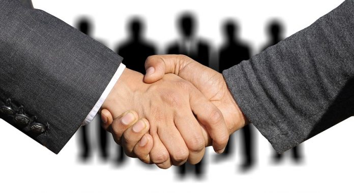 Macquarie Infrastructure and Real Assets a finalizat achiziția activelor scoase la vânzare de către CEZ Group