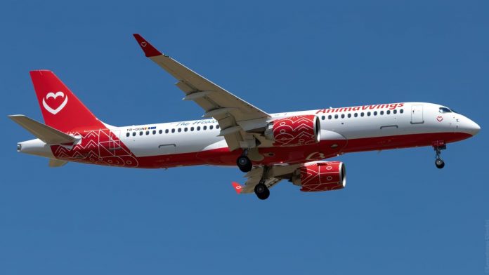 Cât costă, de fapt, un bilet de avion Taxele suplimentare pot transforma o ofertă ieftină într-o călătorie scumpă