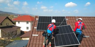 Piața fotovoltaicelor intră într-o nouă etapă: 9 din 10 sisteme instalate de E.ON includ baterii de stocare