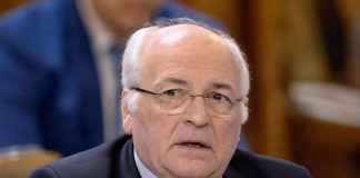 Bursele sociale, restrânse la perioada cursurilor. Proiectul Ministerului Educației provoacă reacția AUR