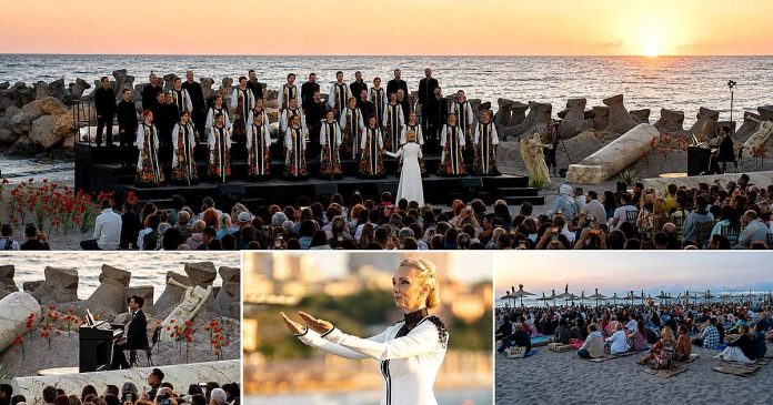 concert_coral_pe_malul_mării_la_apus